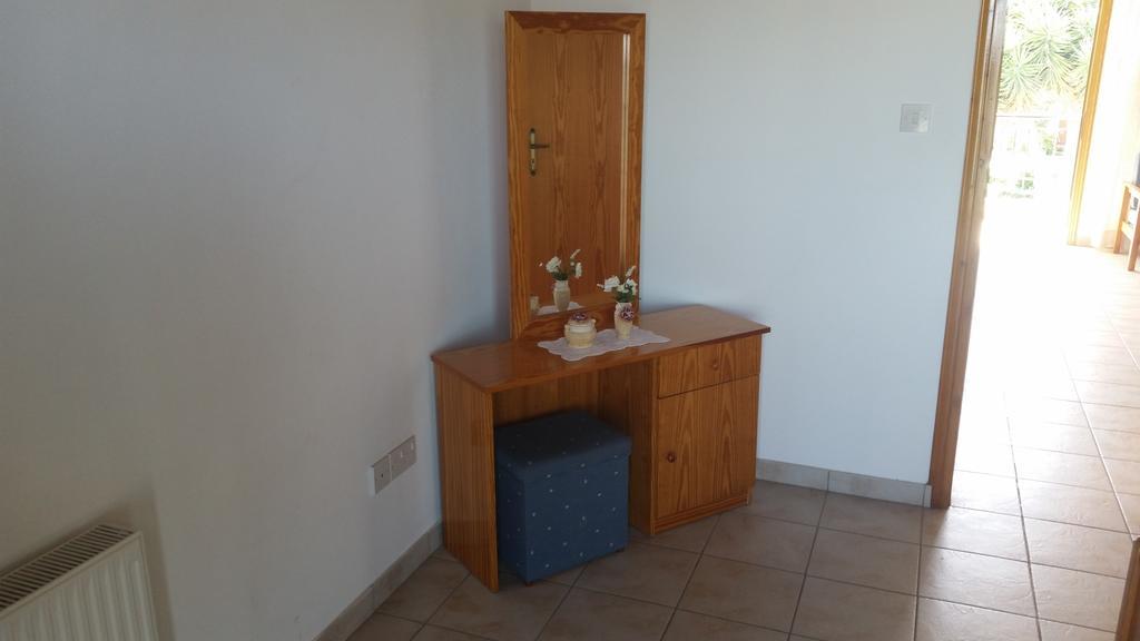 Pissouriana Hotel Apartments Zewnętrze zdjęcie