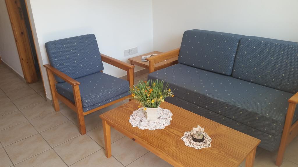 Pissouriana Hotel Apartments Zewnętrze zdjęcie